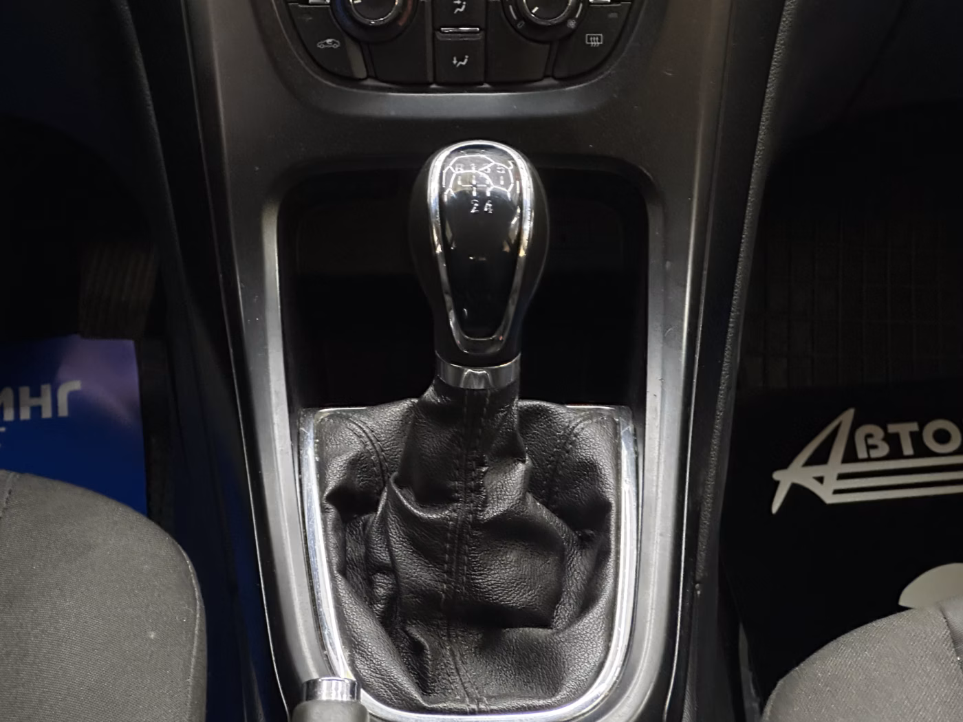 Opel Astra фото 15