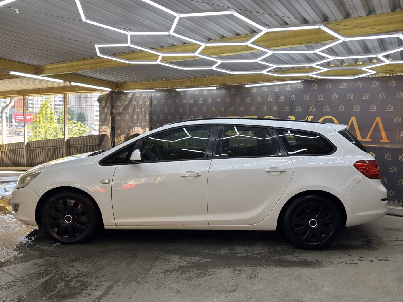 Opel Astra фото 5