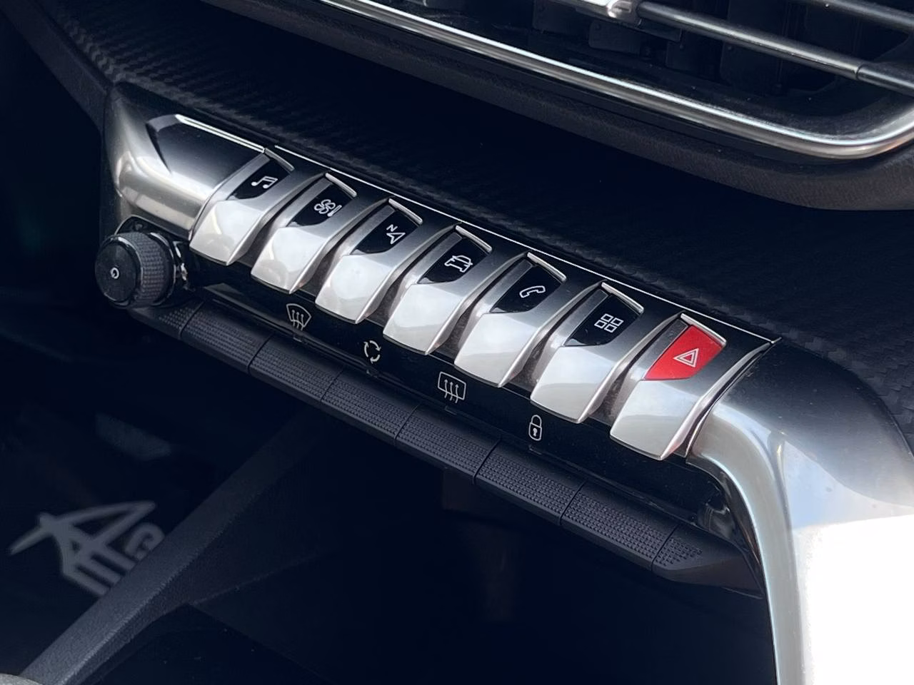 Peugeot 5008 фото 21