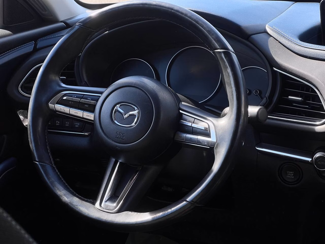 Mazda CX-30 фото 13