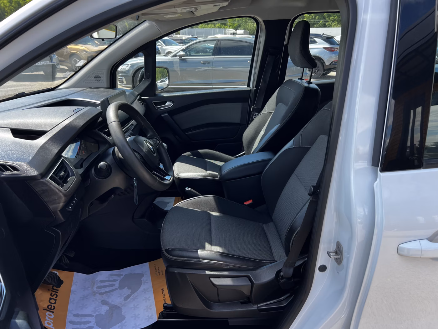 Renault Kangoo фото 14