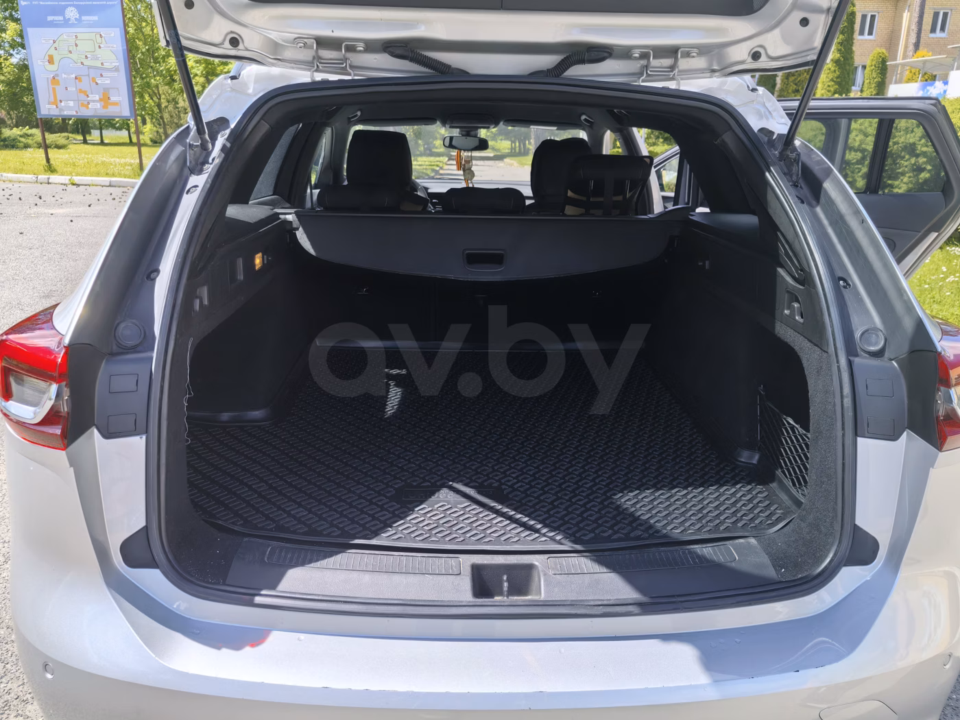Opel Insignia фото 25
