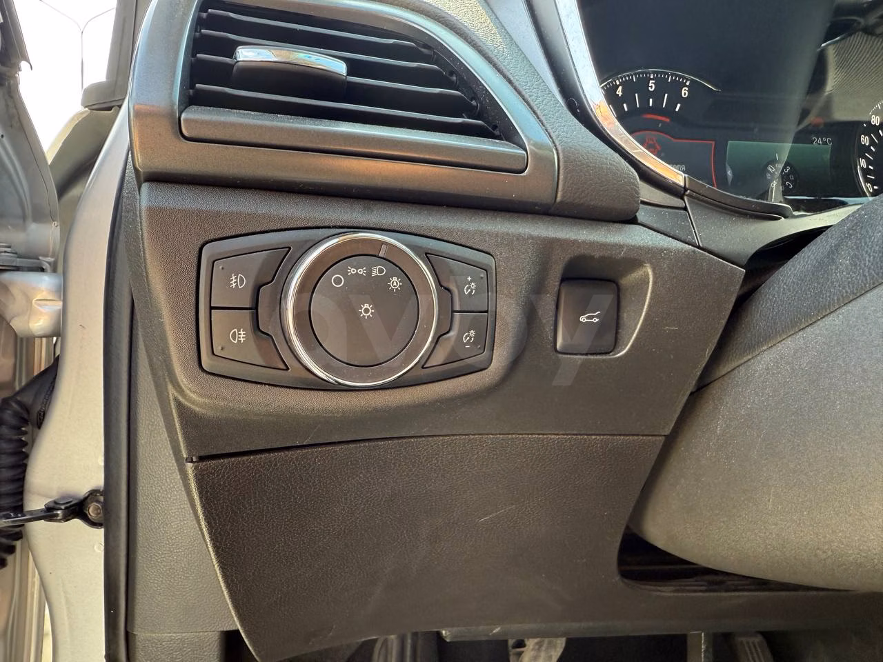Ford Mondeo фото 8