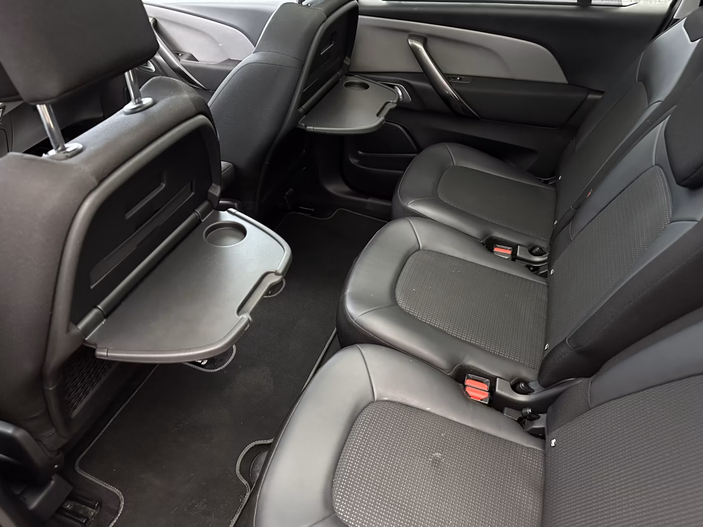 Citroen C4 Grand Spacetourer фото 15