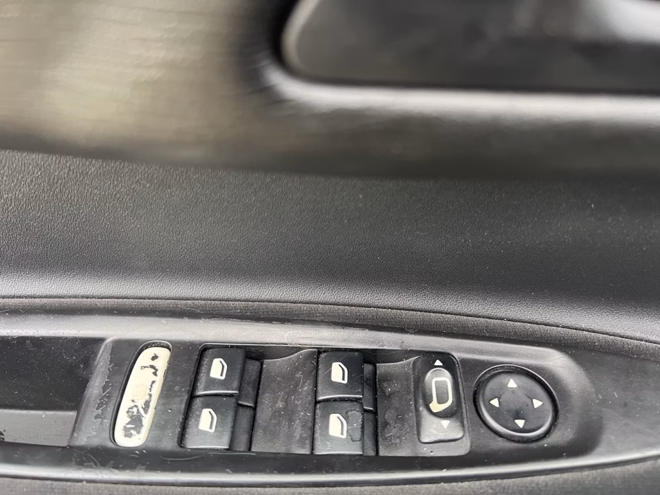 Citroen C4 фото 14
