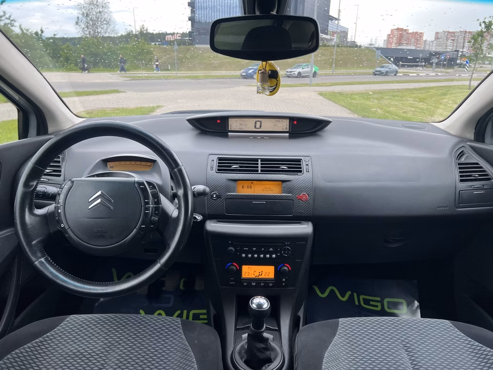 Citroen C4 фото 12