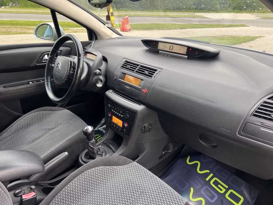 Citroen C4 фото 10