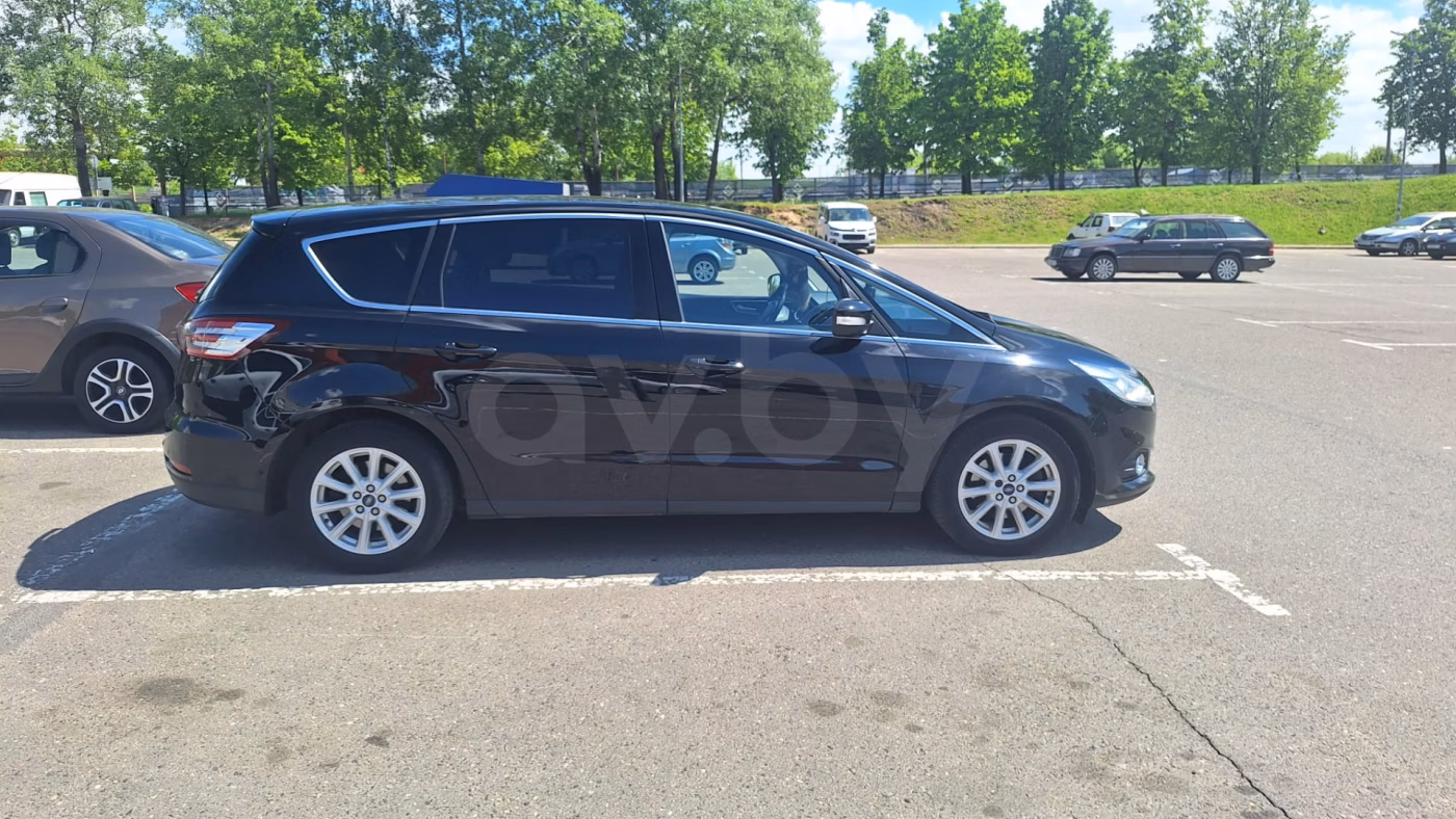 Ford S-MAX фото 4