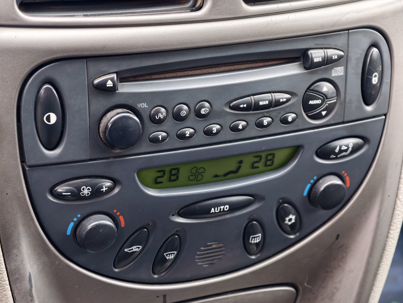Citroen C5 фото 16