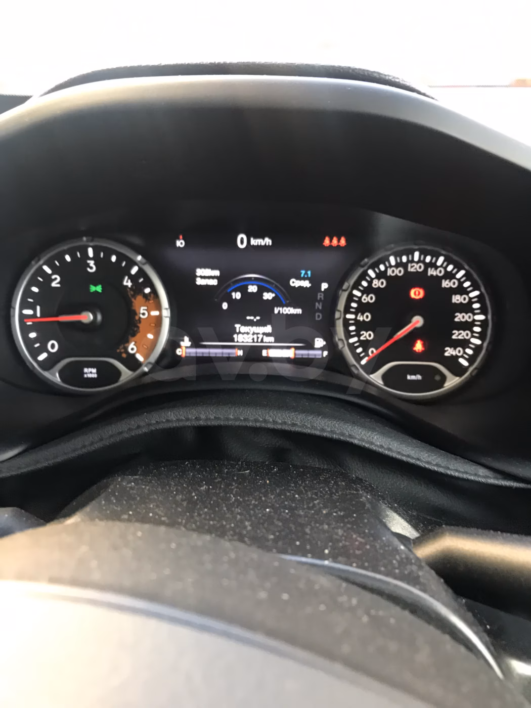 Jeep Renegade фото 14