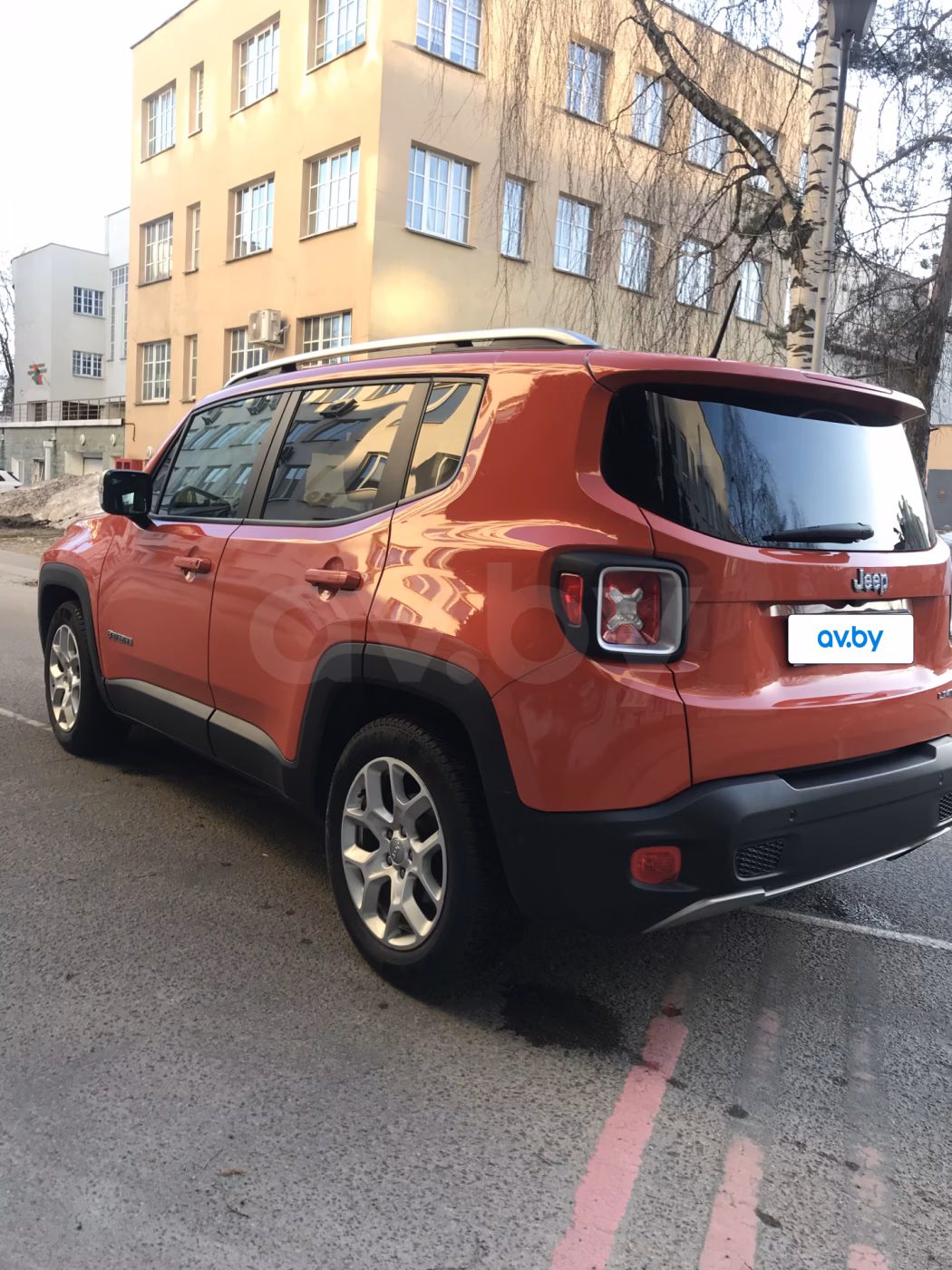 Jeep Renegade фото 6