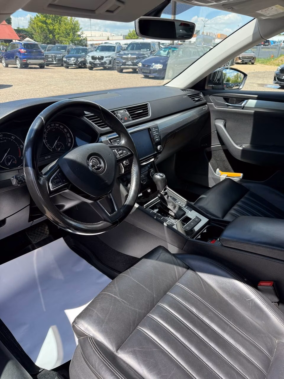 Skoda Superb фото 9