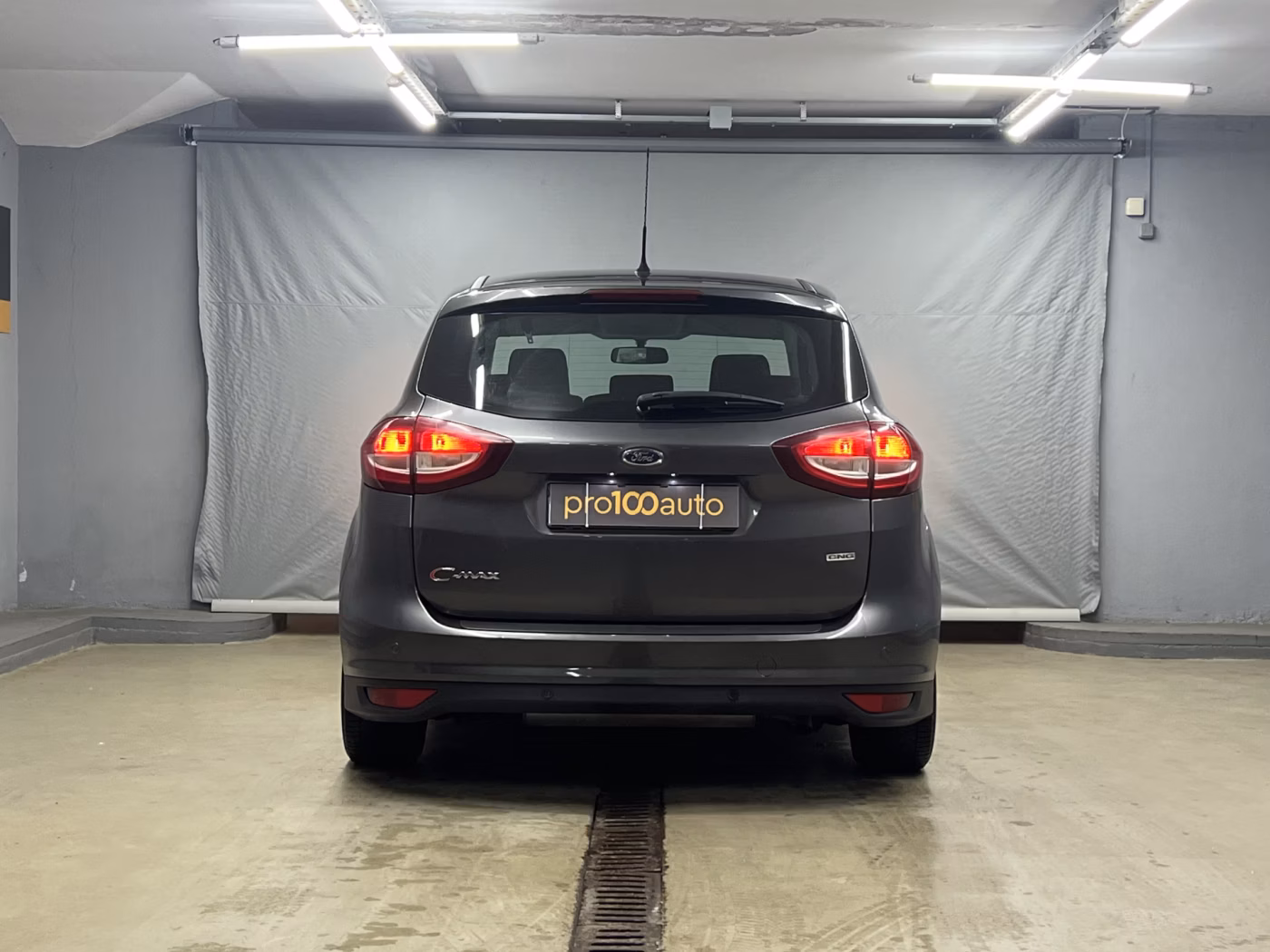 Ford C-MAX фото 5