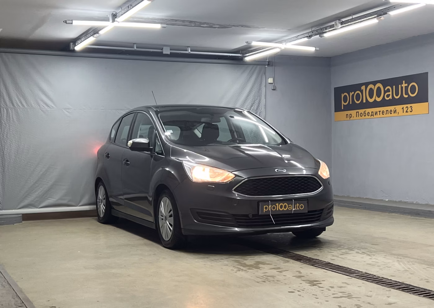 Ford C-MAX фото 3