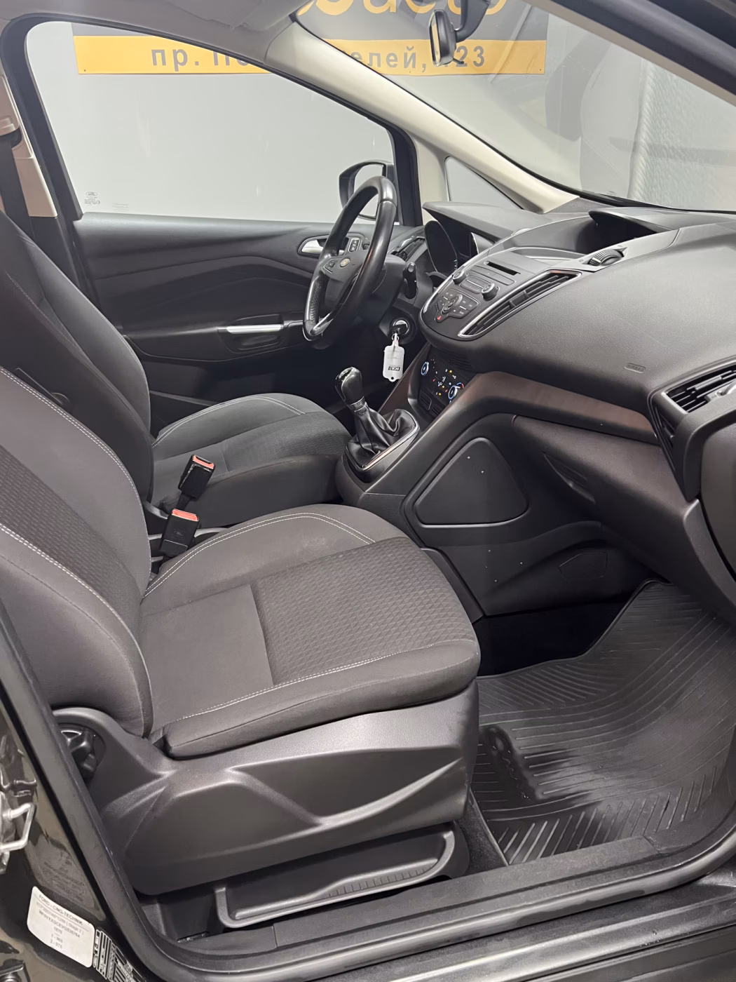 Ford C-MAX фото 9