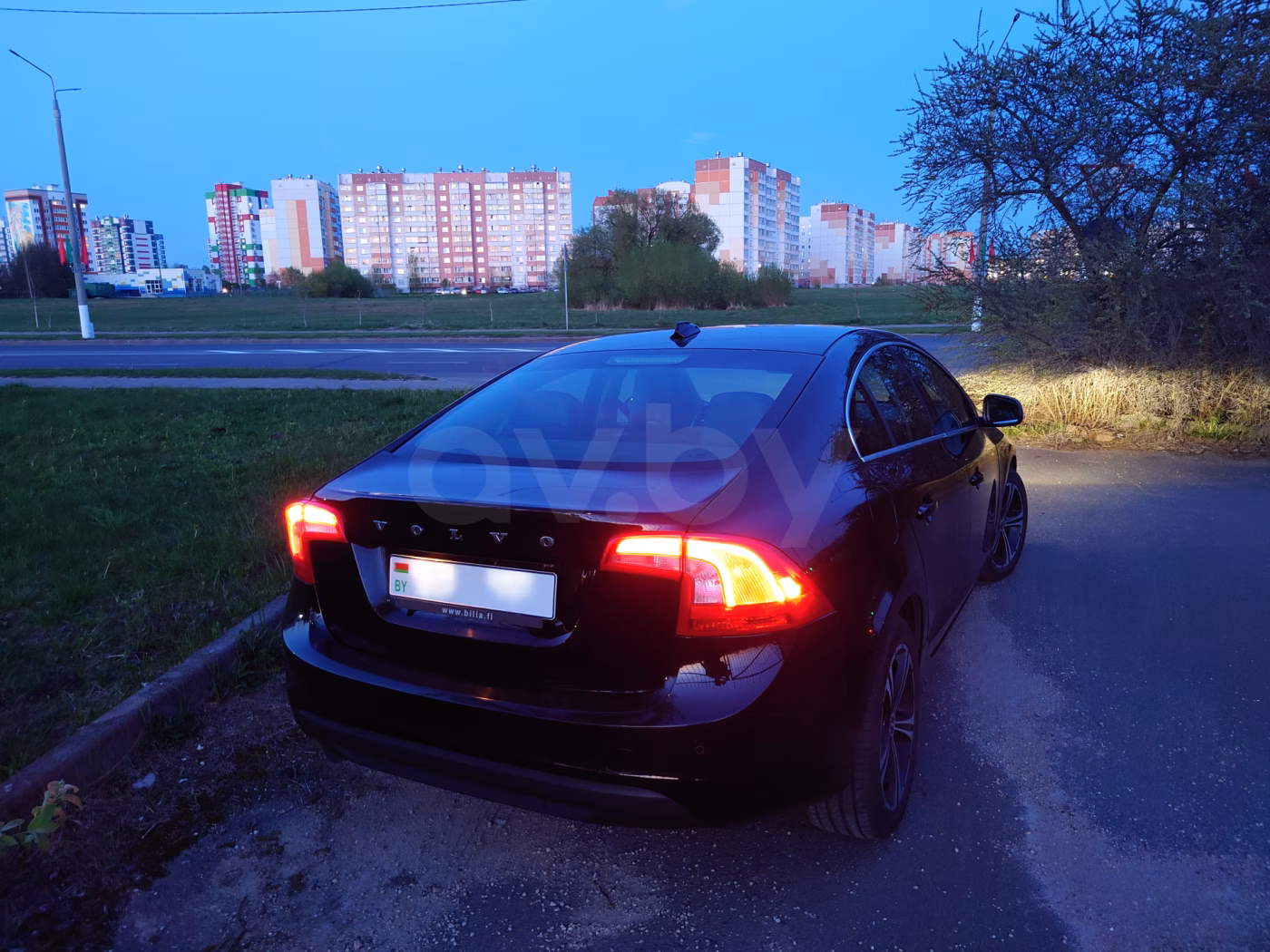 Volvo S60 фото 6