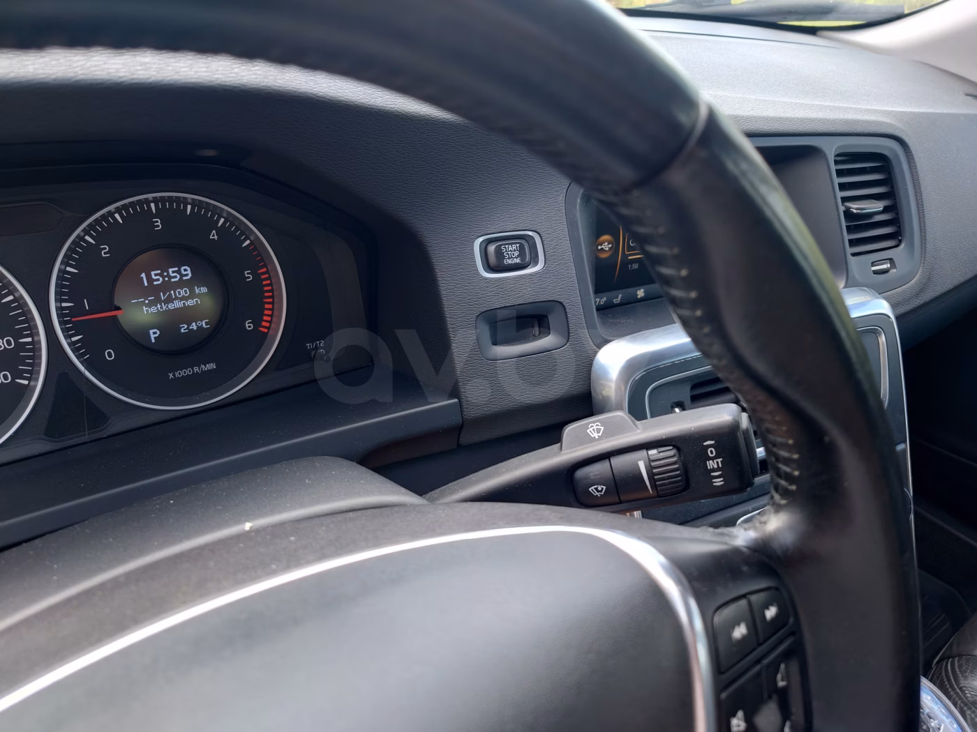 Volvo S60 фото 12