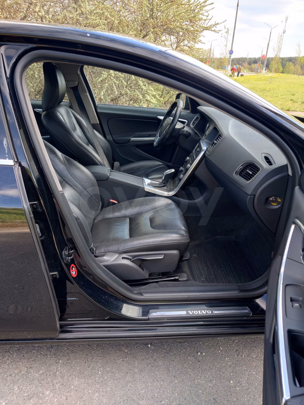 Volvo S60 фото 14