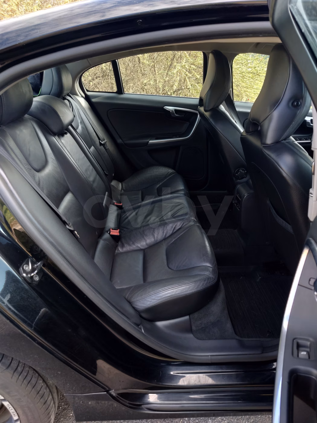 Volvo S60 фото 15