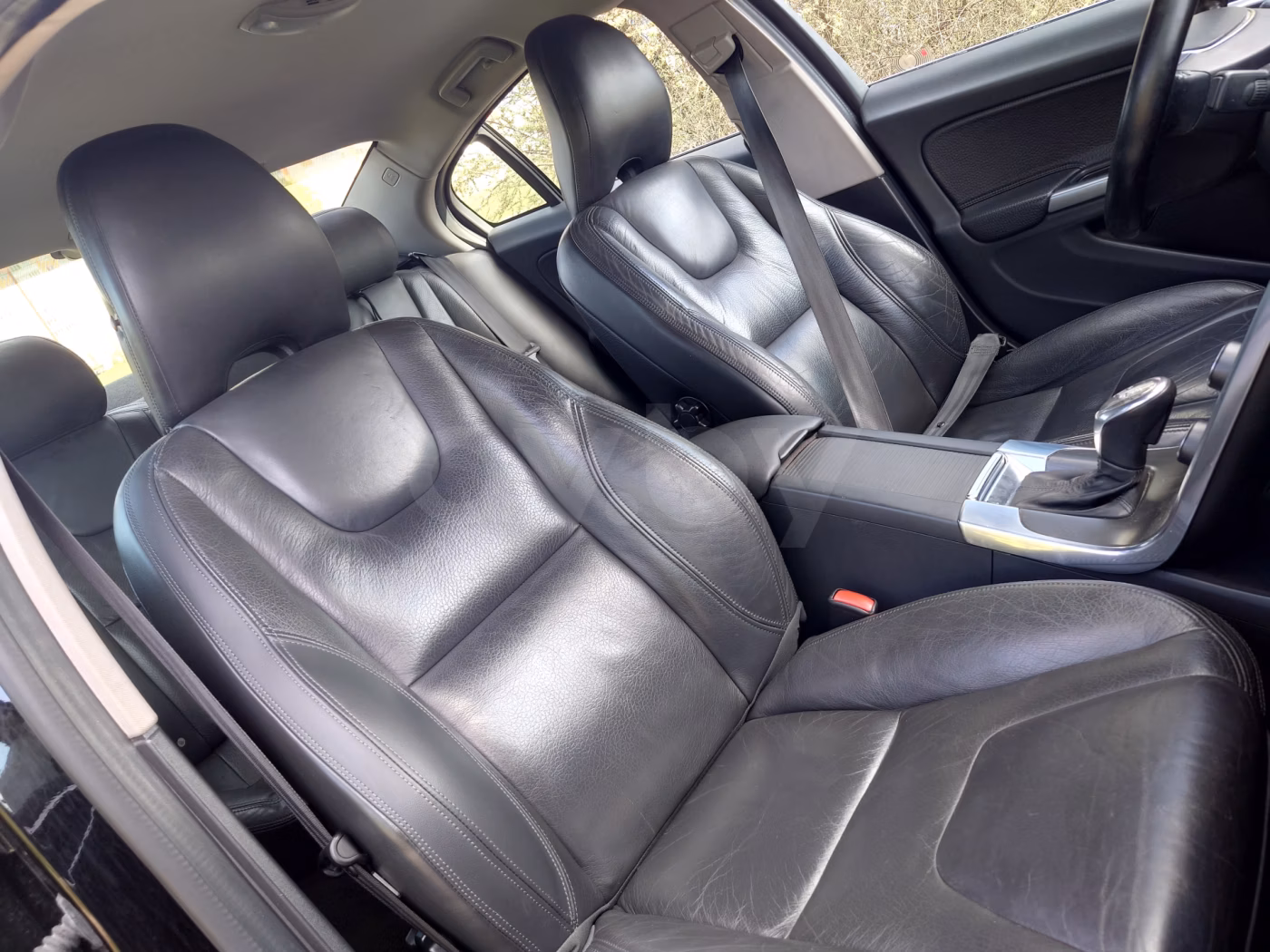Volvo S60 фото 17
