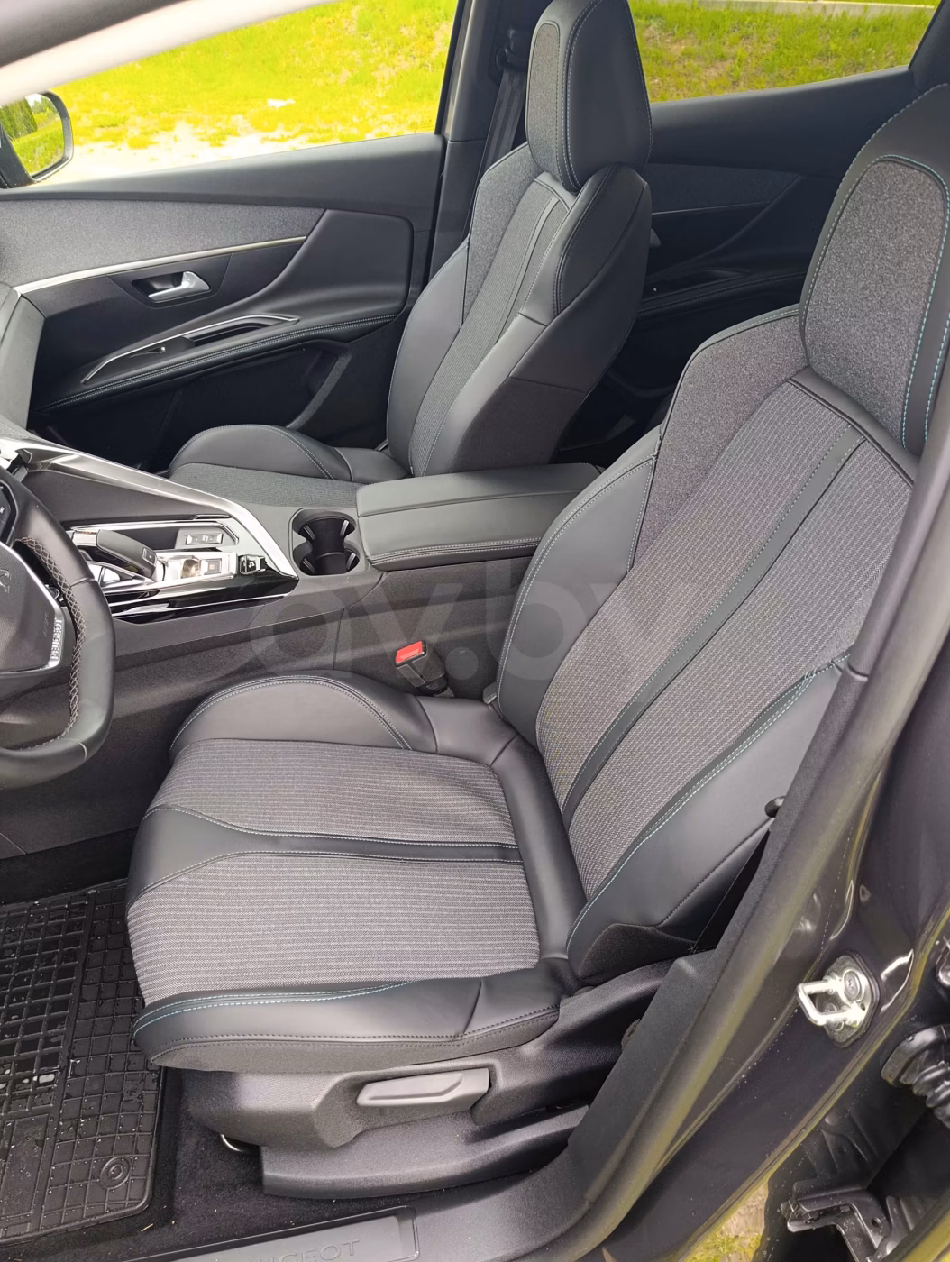 Peugeot 3008 фото 11