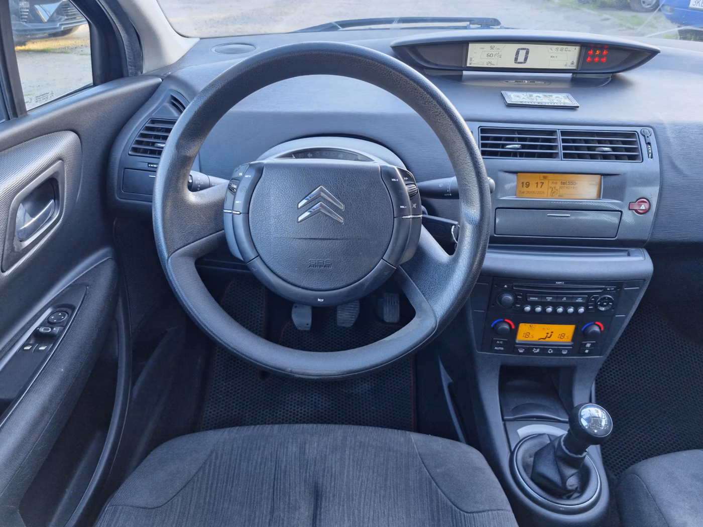 Citroen C4 фото 21