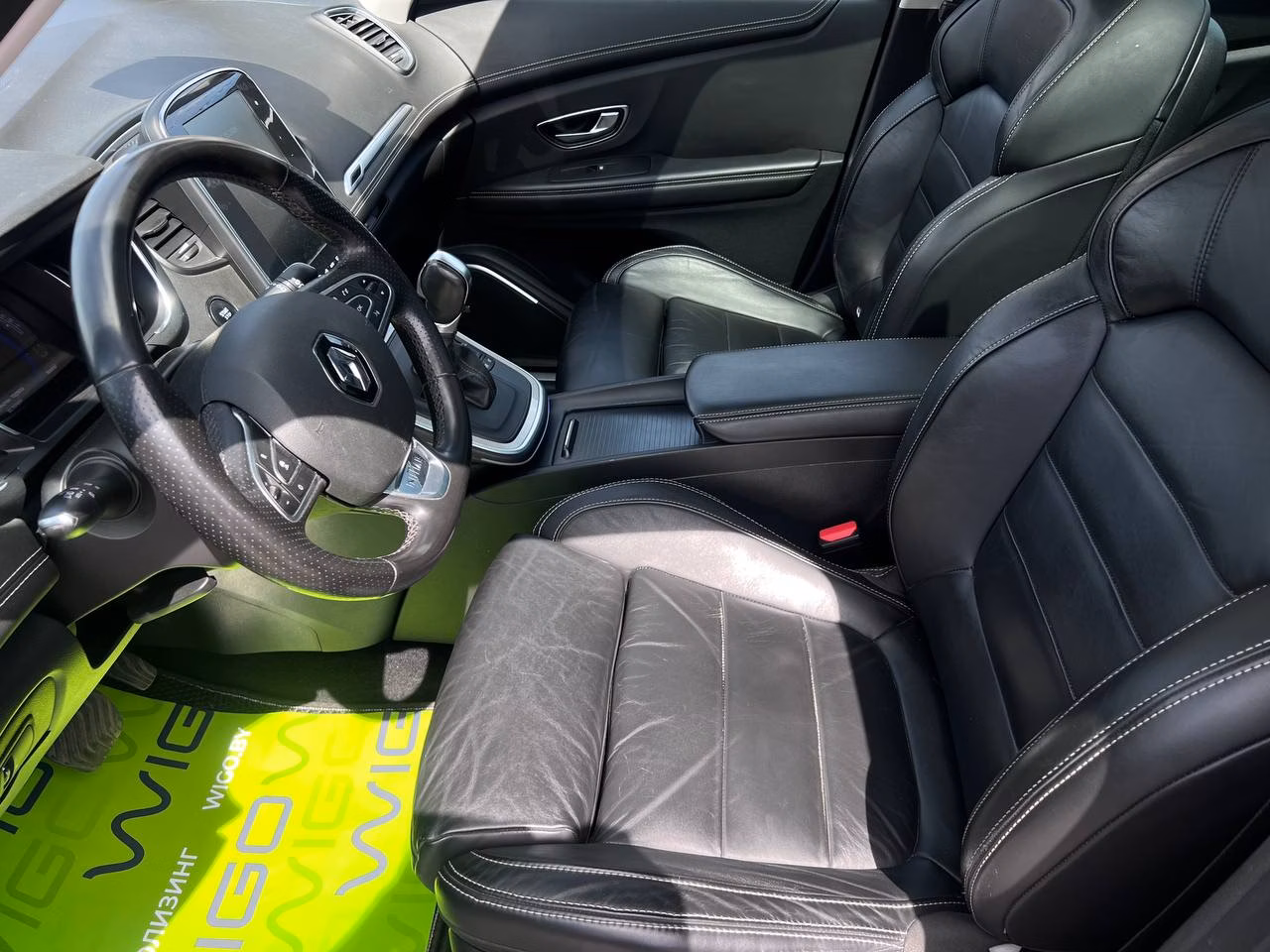 Renault Grand Scenic фото 9