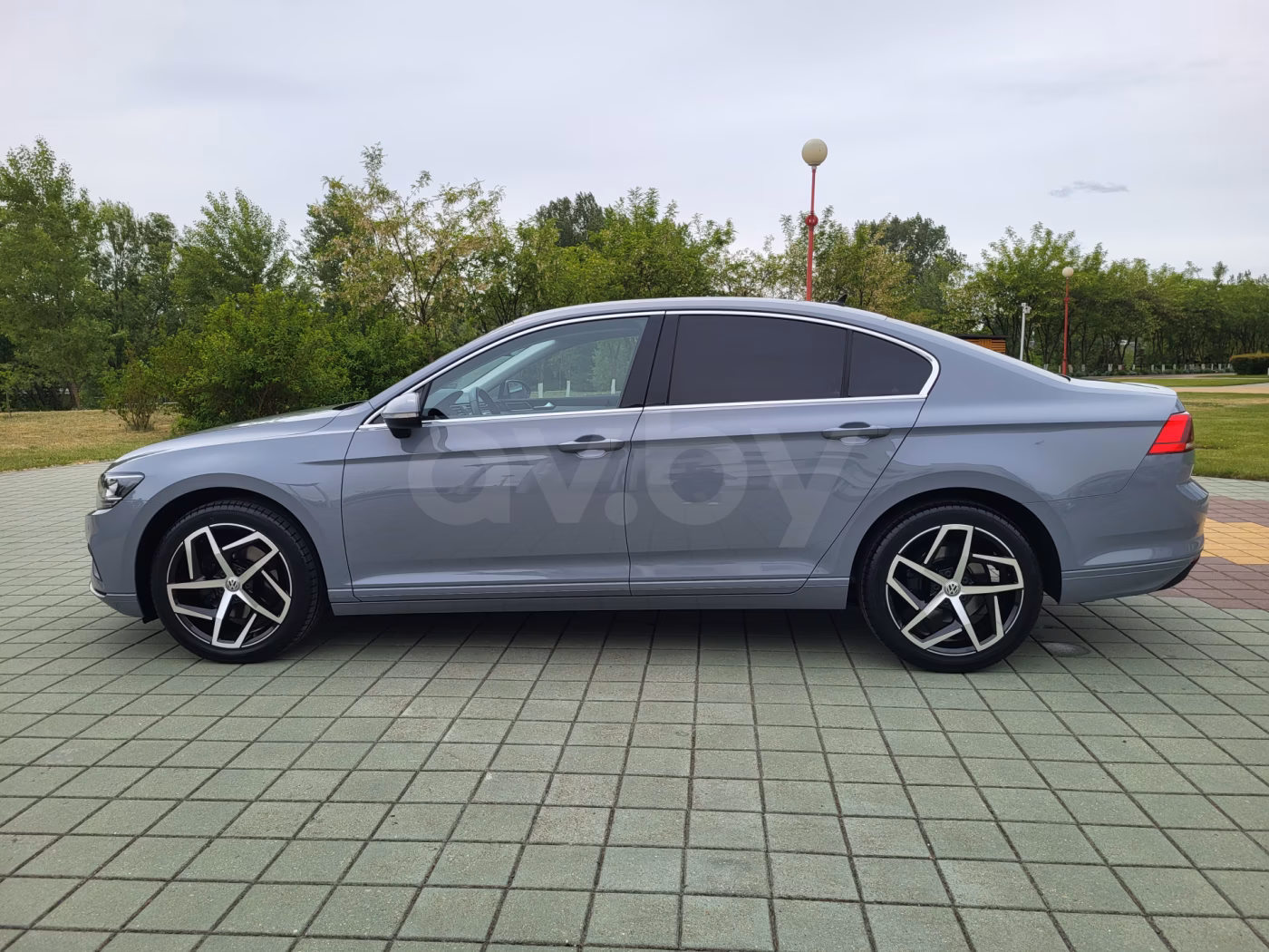 Volkswagen Passat фото 3