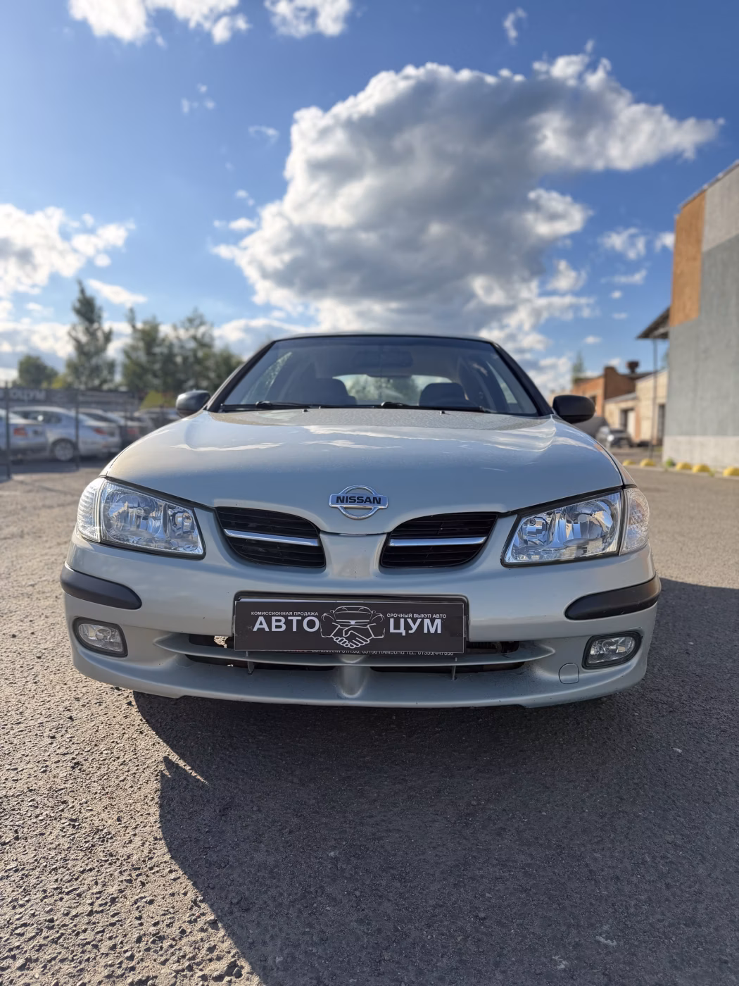 Nissan Almera фото 2