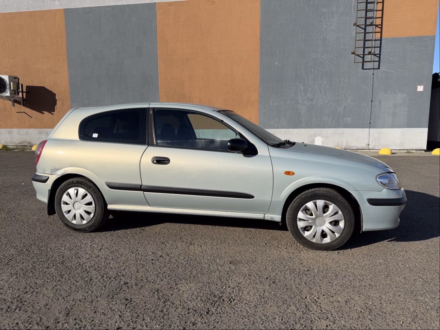 Nissan Almera фото 6