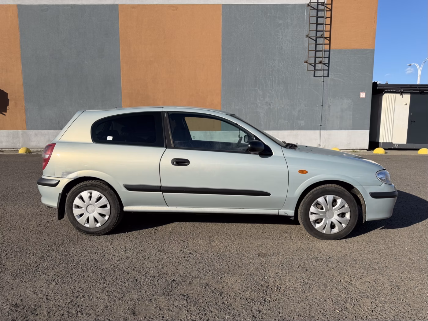 Nissan Almera фото 7