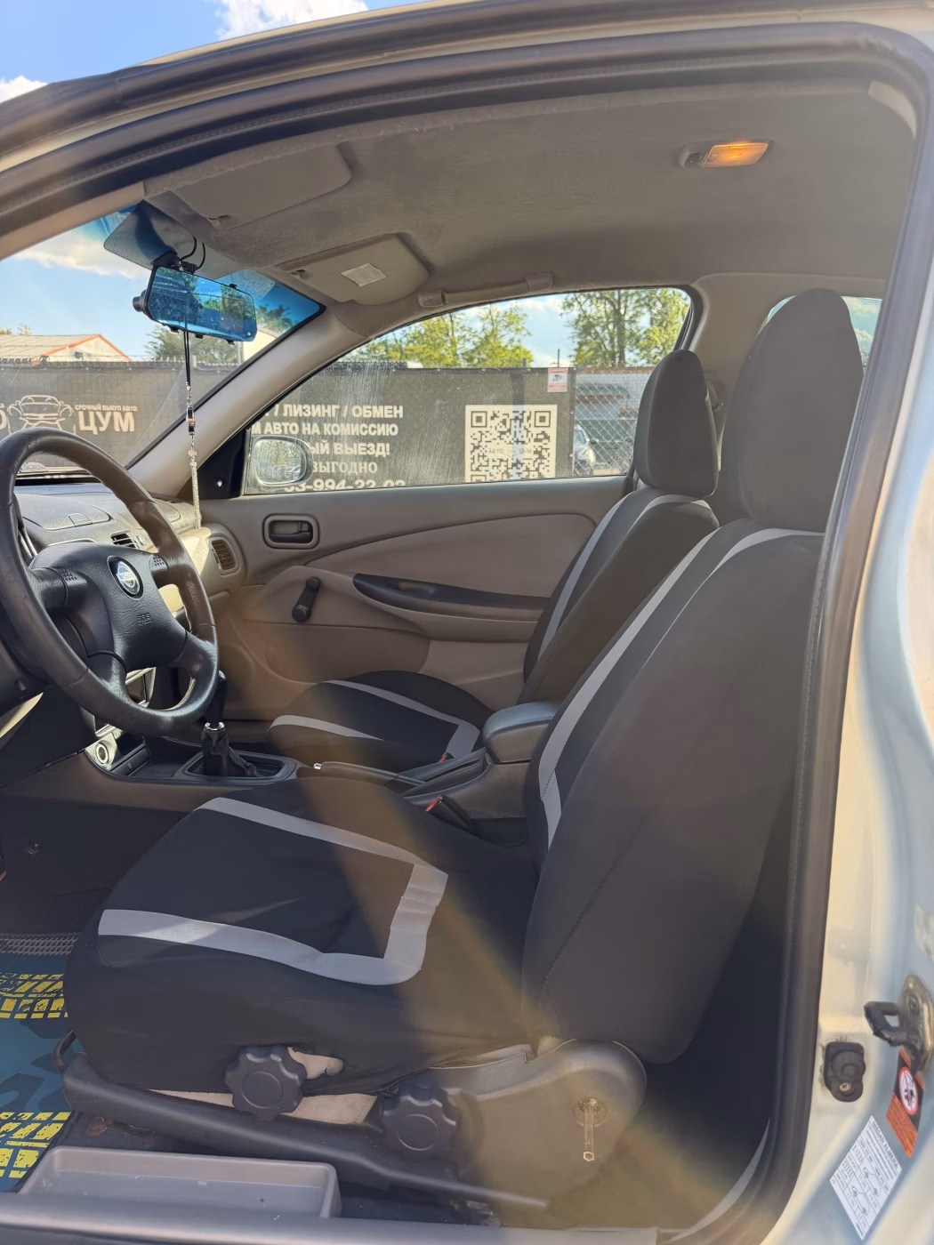 Nissan Almera фото 21