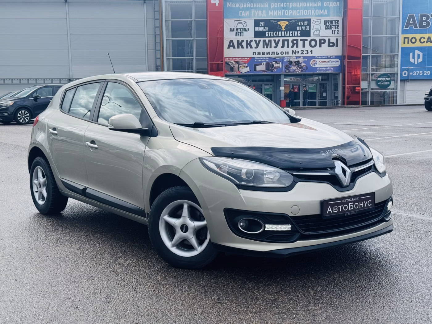 Renault Megane фото 3