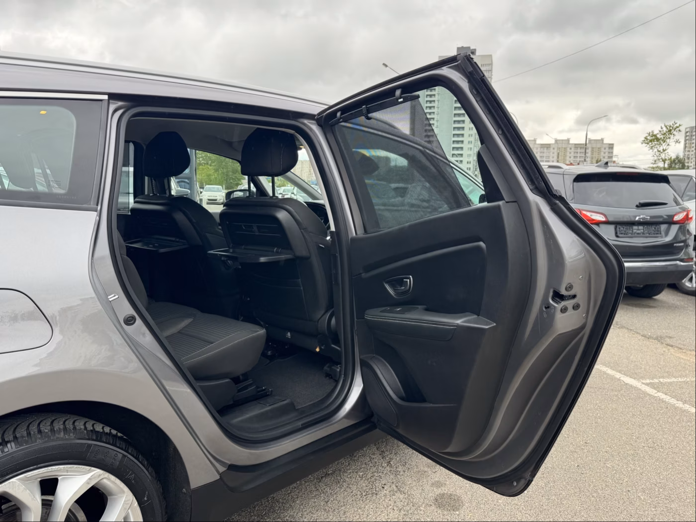 Renault Grand Scenic фото 16