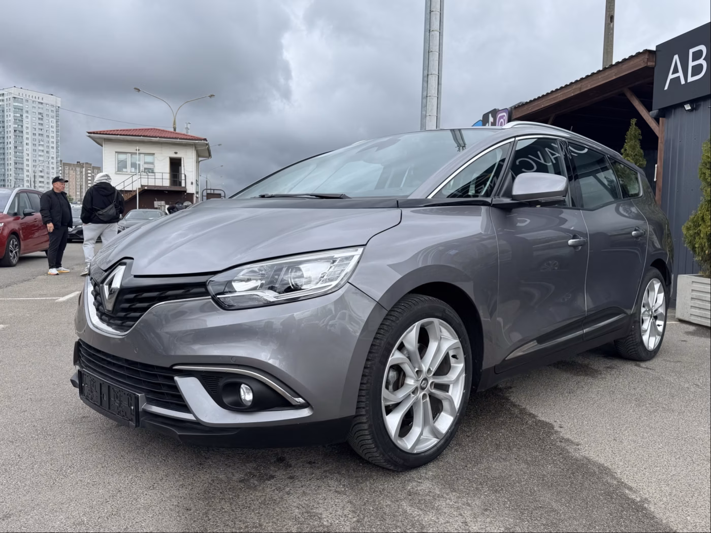Renault Grand Scenic фото 3