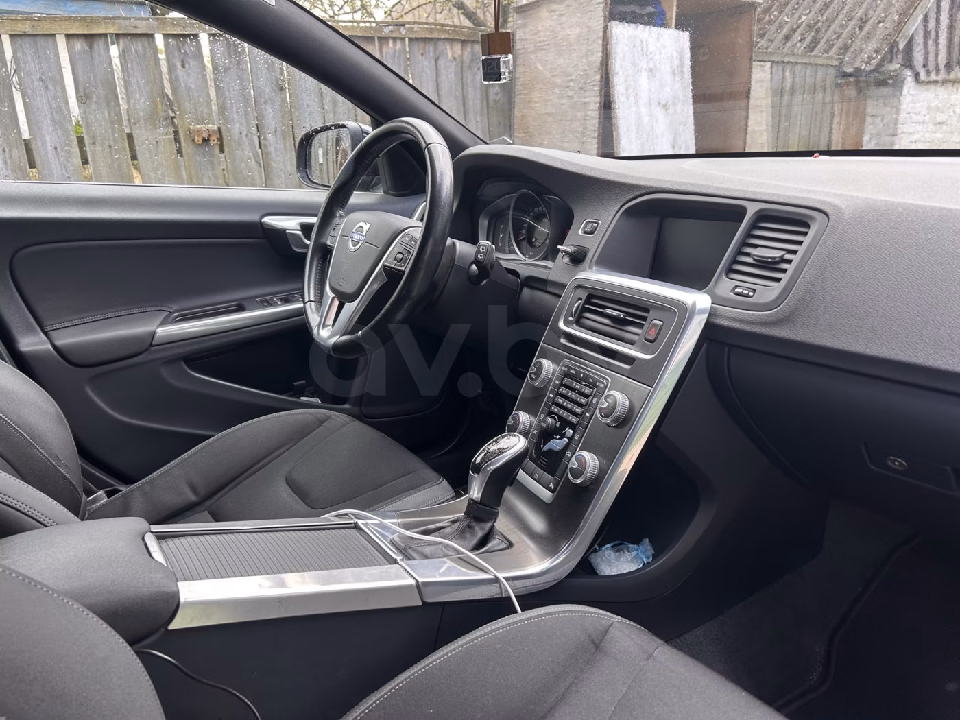 Volvo V60 фото 14
