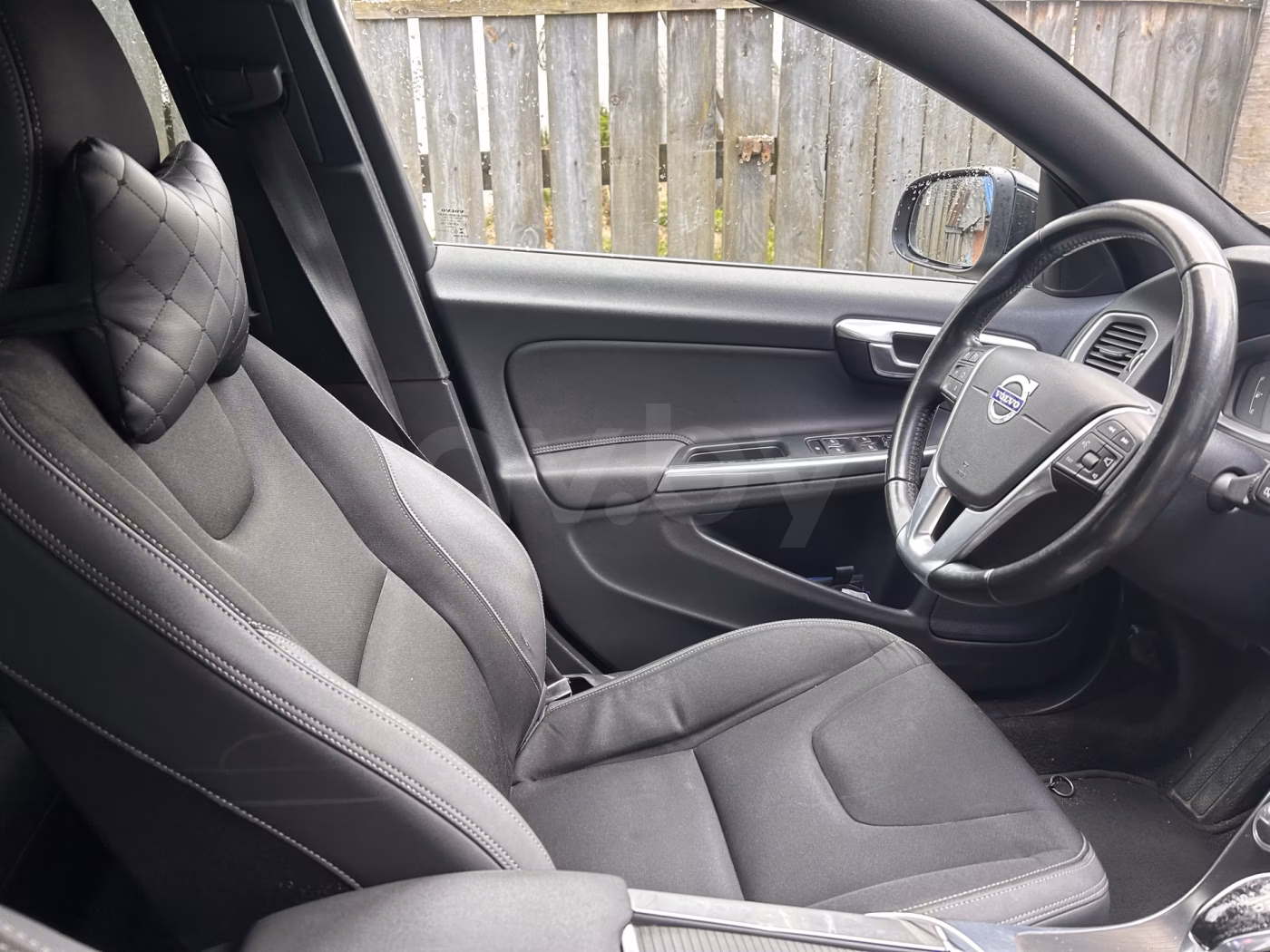 Volvo V60 фото 15