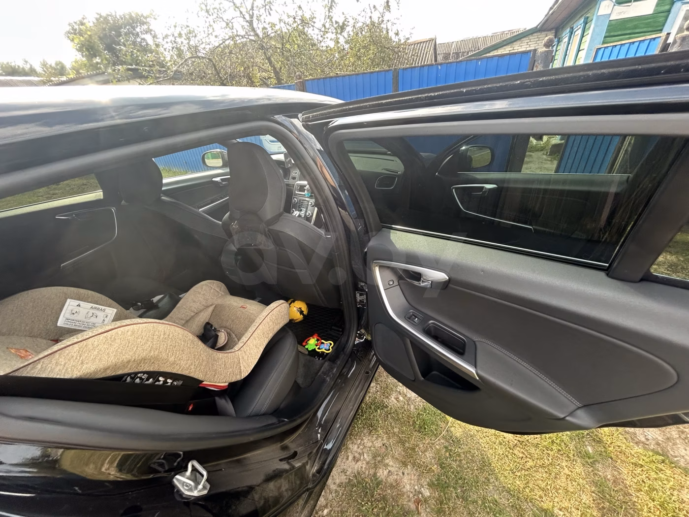 Volvo V60 фото 19