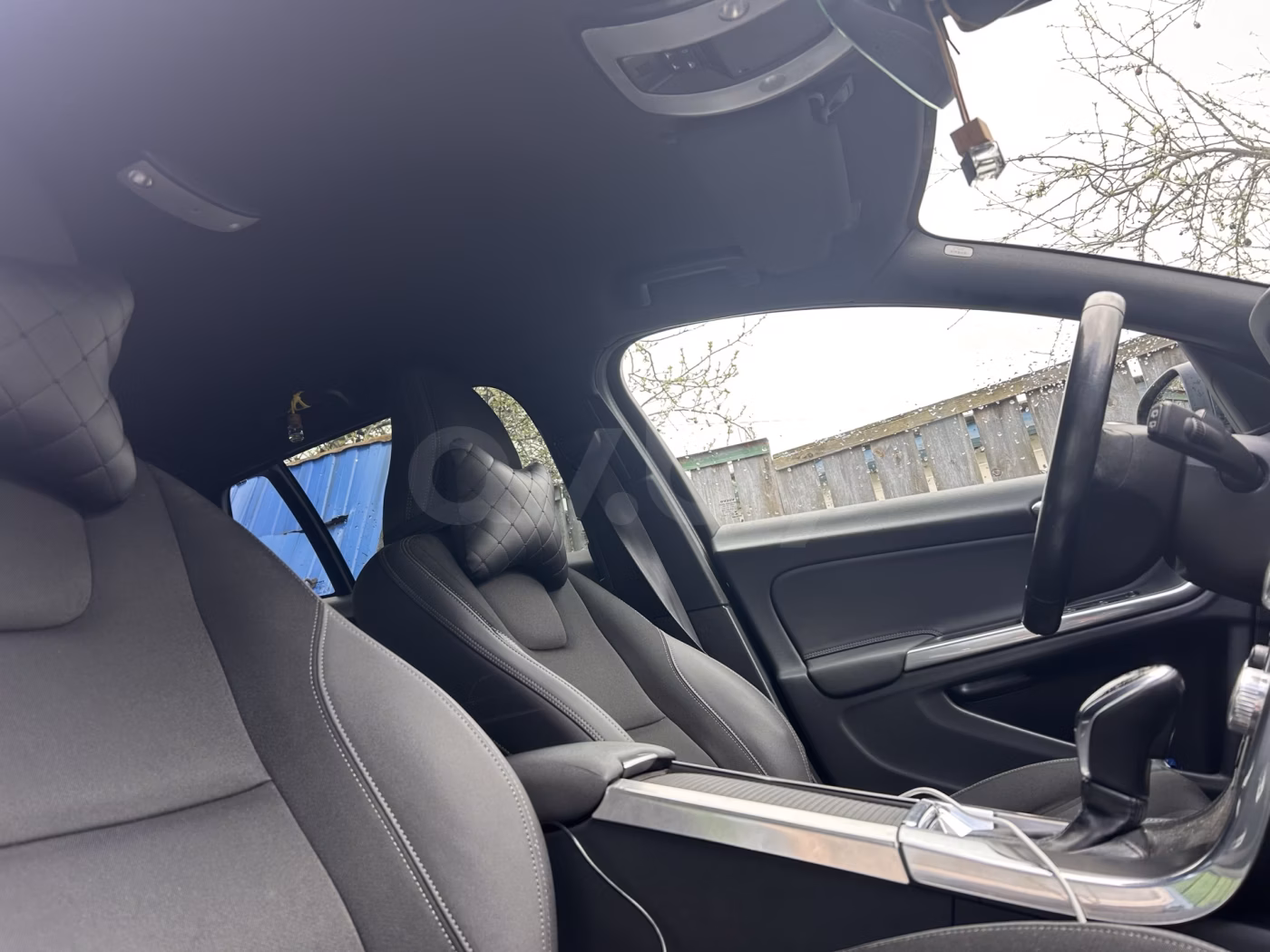 Volvo V60 фото 20