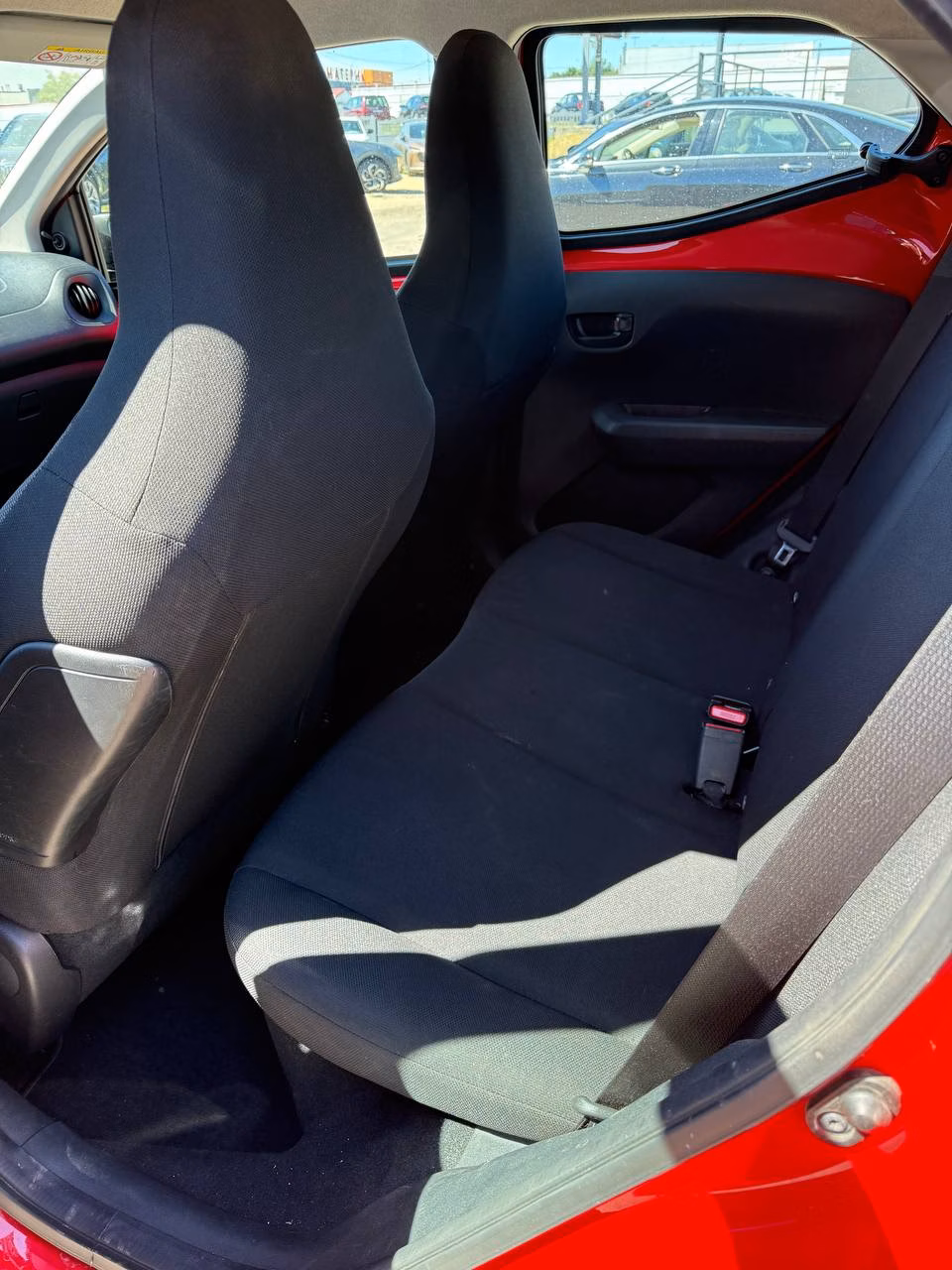 Toyota Aygo фото 13