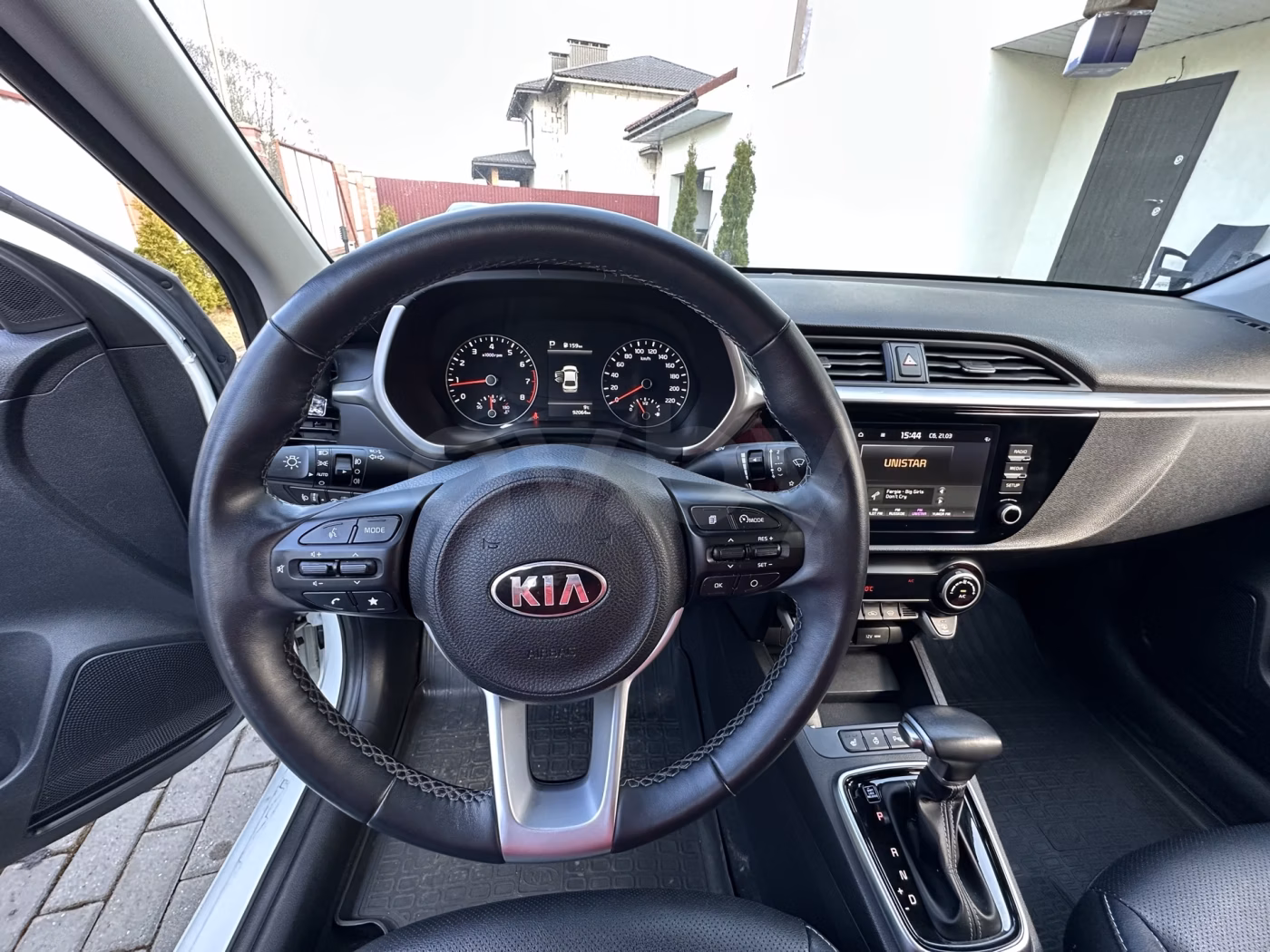 Kia Rio фото 12