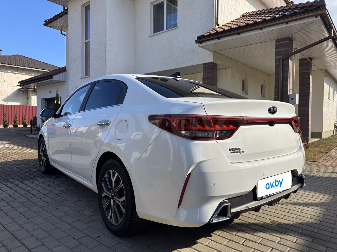 Kia Rio фото 8