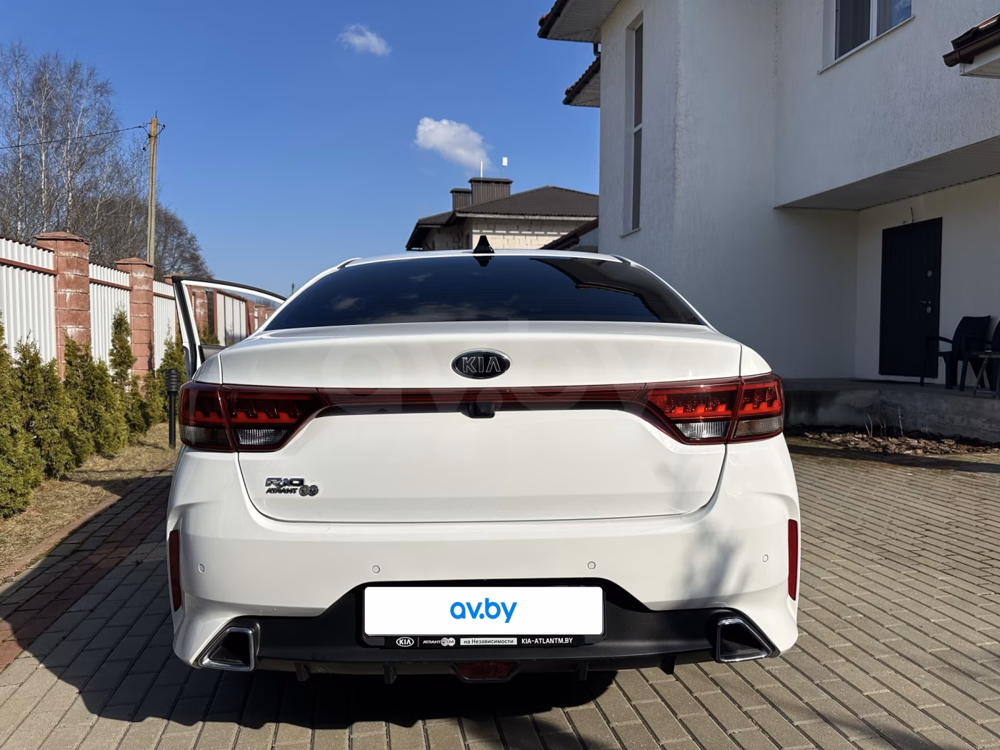 Kia Rio фото 9