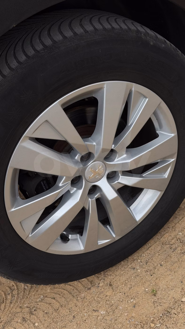 Peugeot 3008 фото 10
