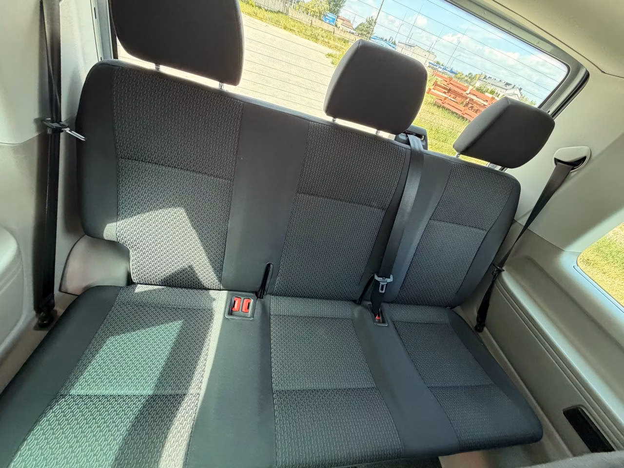 Volkswagen Caravelle фото 12