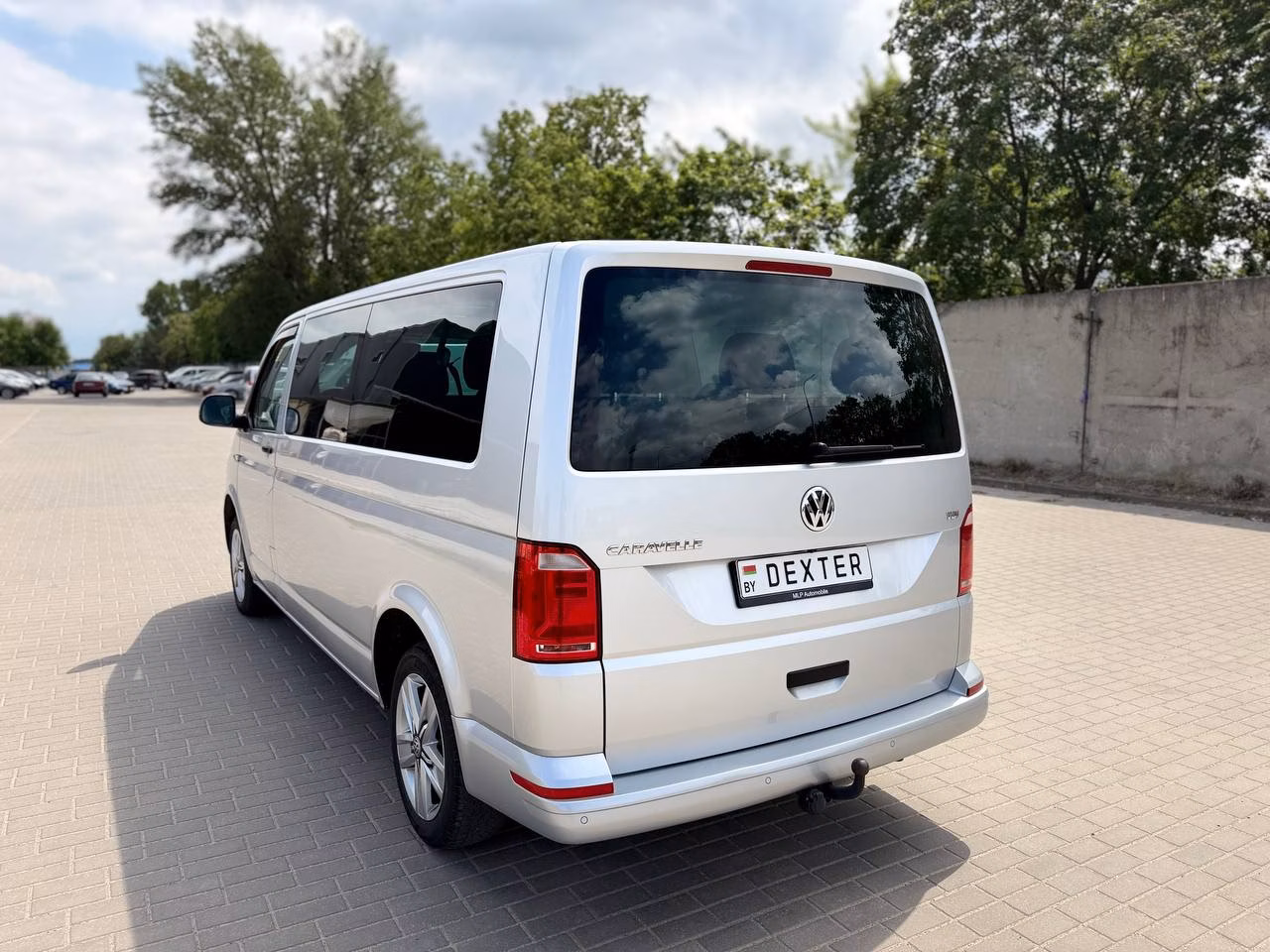 Volkswagen Caravelle фото 10