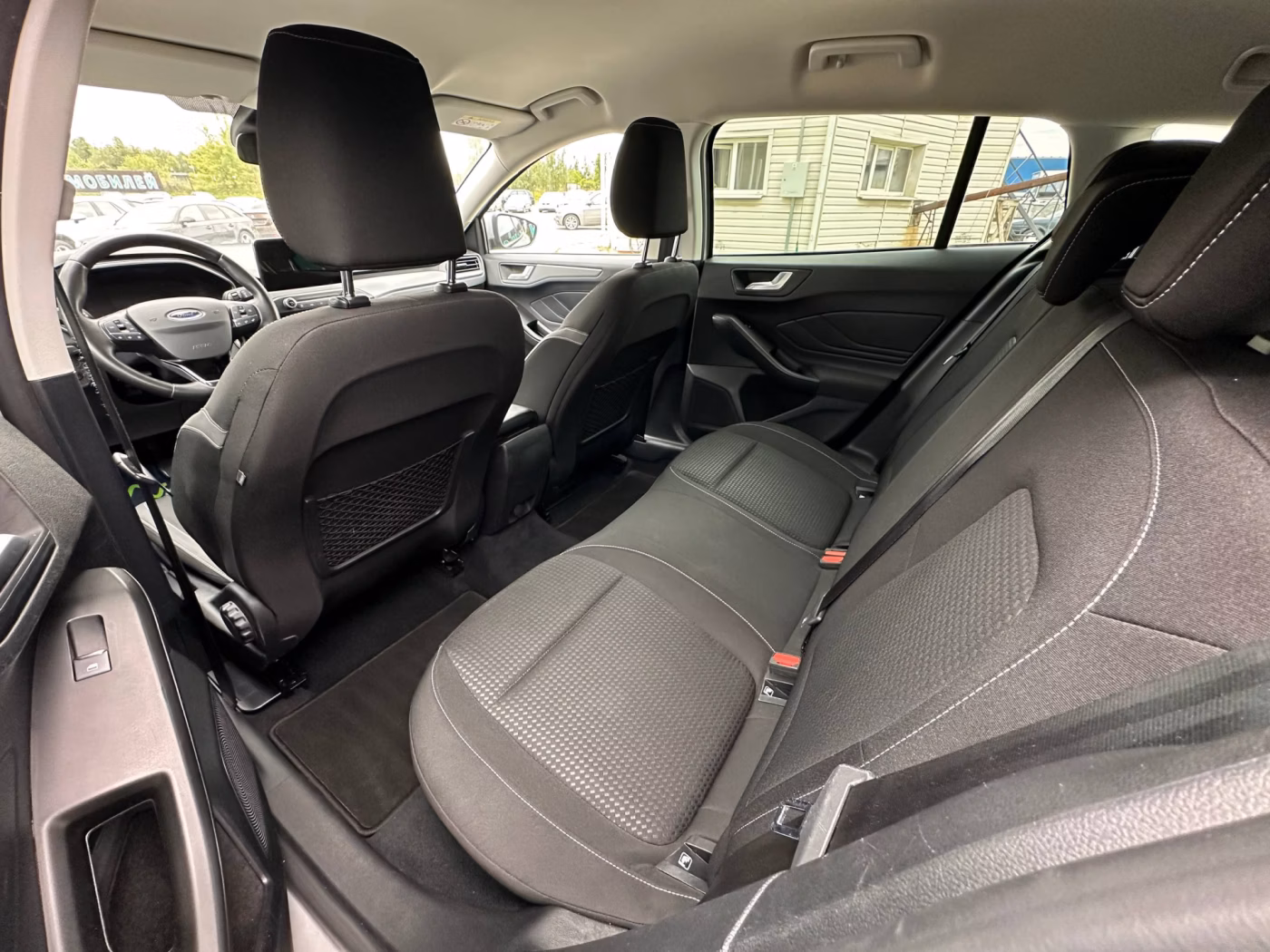 Ford Focus фото 14