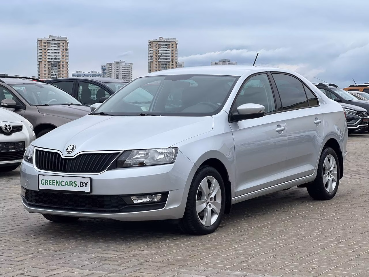 Skoda Rapid фото 3
