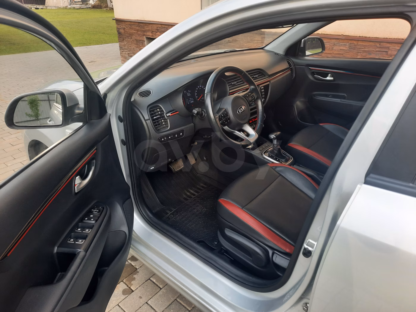 Kia Rio фото 10