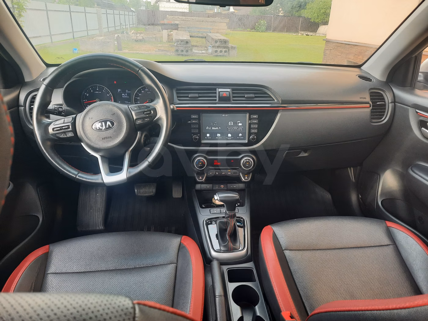 Kia Rio фото 11